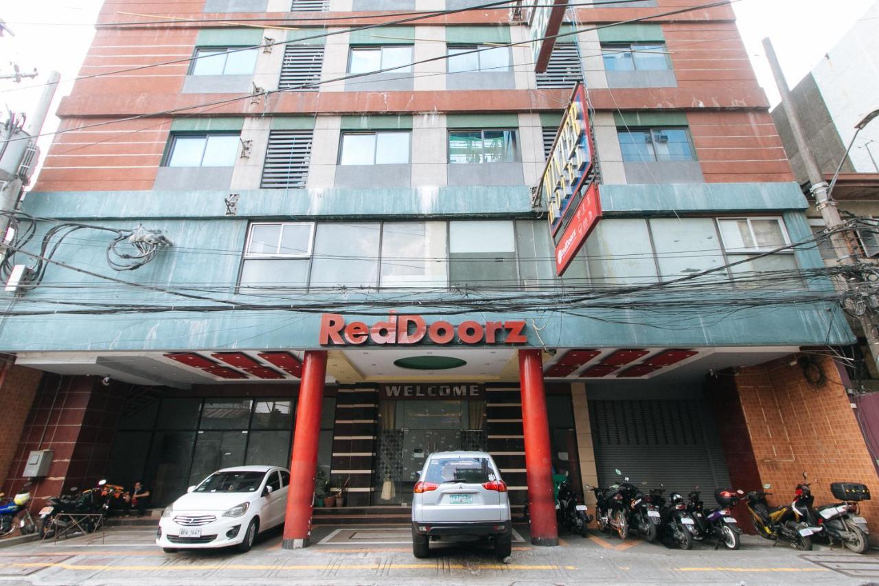 Reddoorz At Winter Hotel Araneta Cidade Quezon Exterior foto