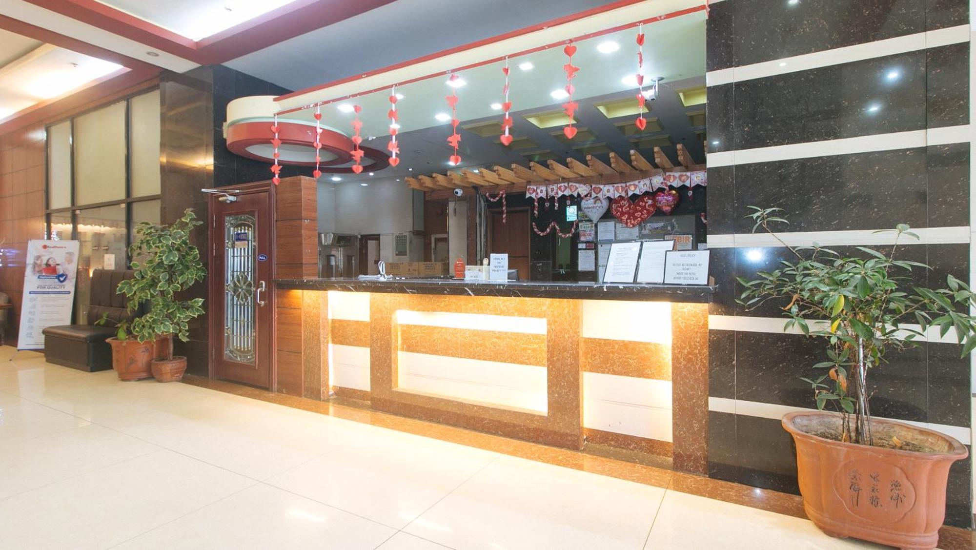 Reddoorz At Winter Hotel Araneta Cidade Quezon Exterior foto