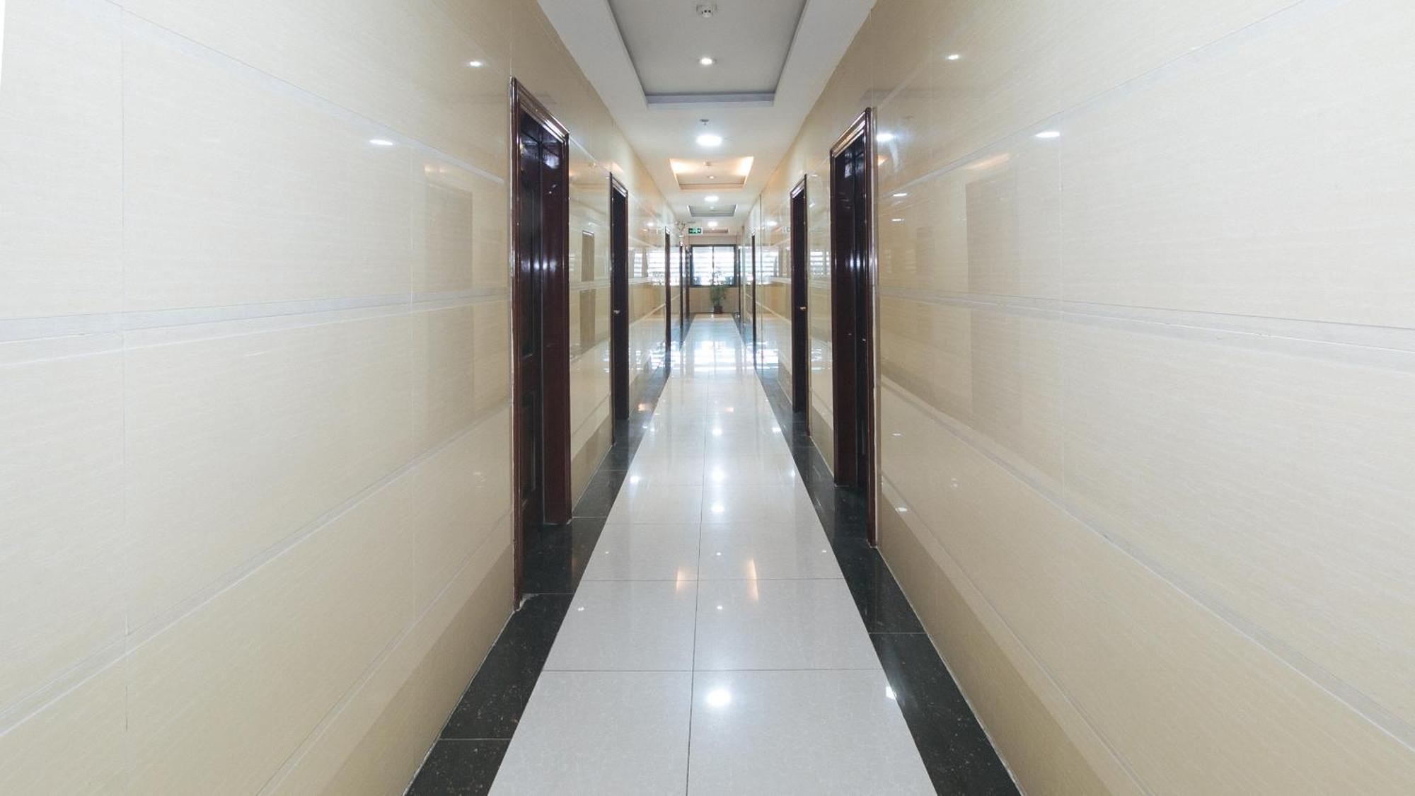 Reddoorz At Winter Hotel Araneta Cidade Quezon Exterior foto