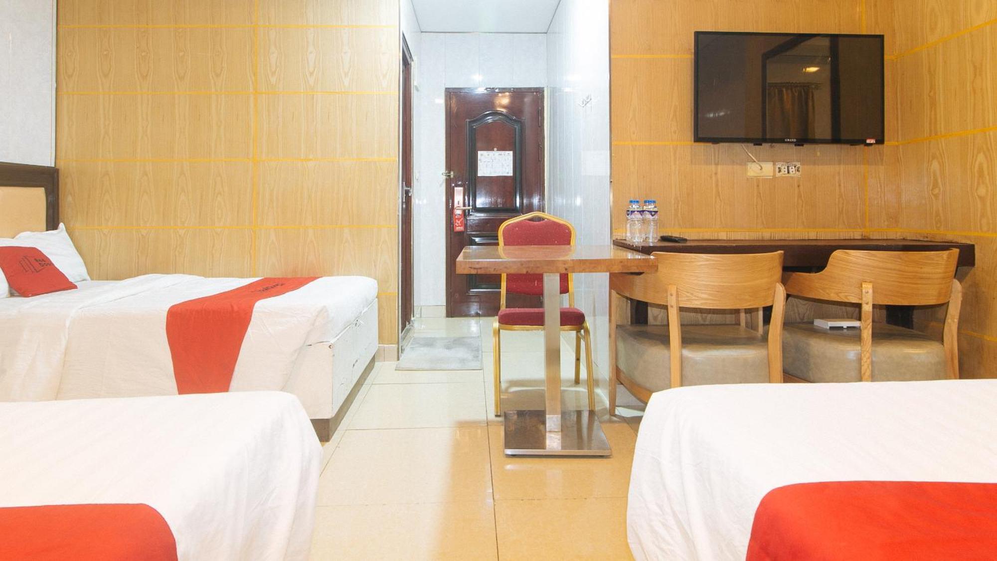 Reddoorz At Winter Hotel Araneta Cidade Quezon Exterior foto