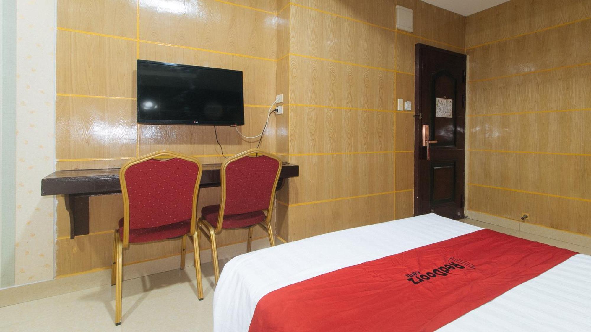 Reddoorz At Winter Hotel Araneta Cidade Quezon Exterior foto