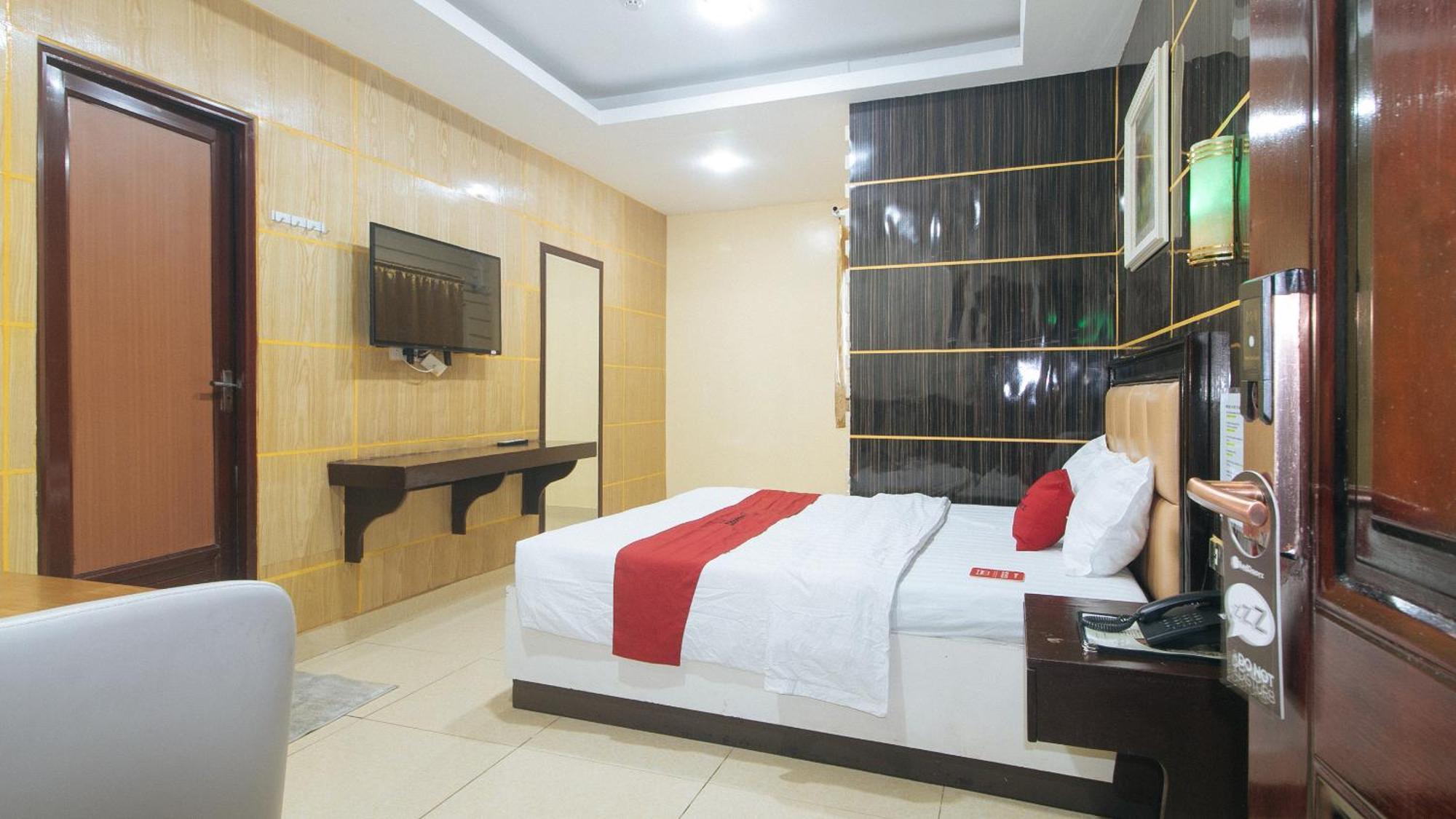 Reddoorz At Winter Hotel Araneta Cidade Quezon Exterior foto