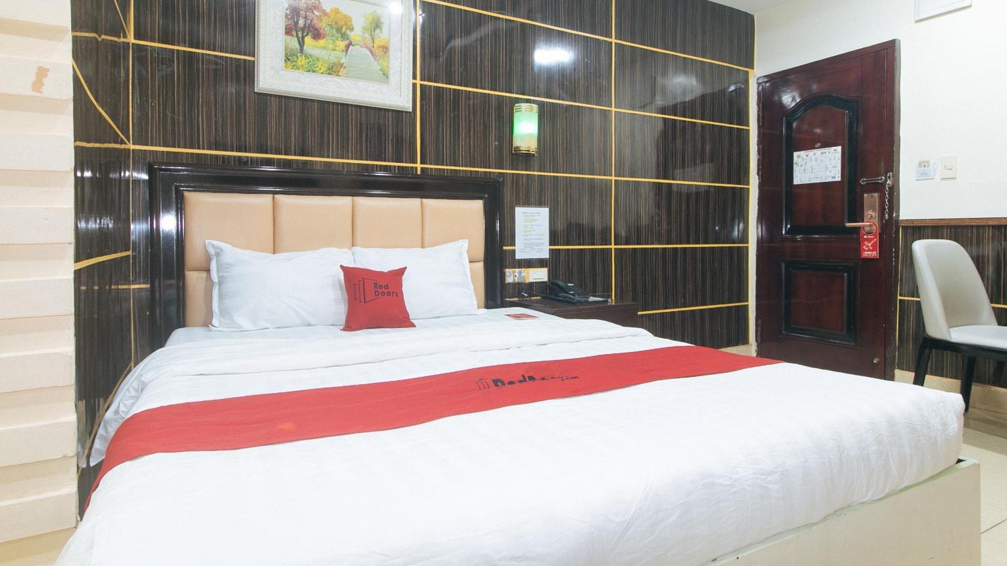 Reddoorz At Winter Hotel Araneta Cidade Quezon Exterior foto