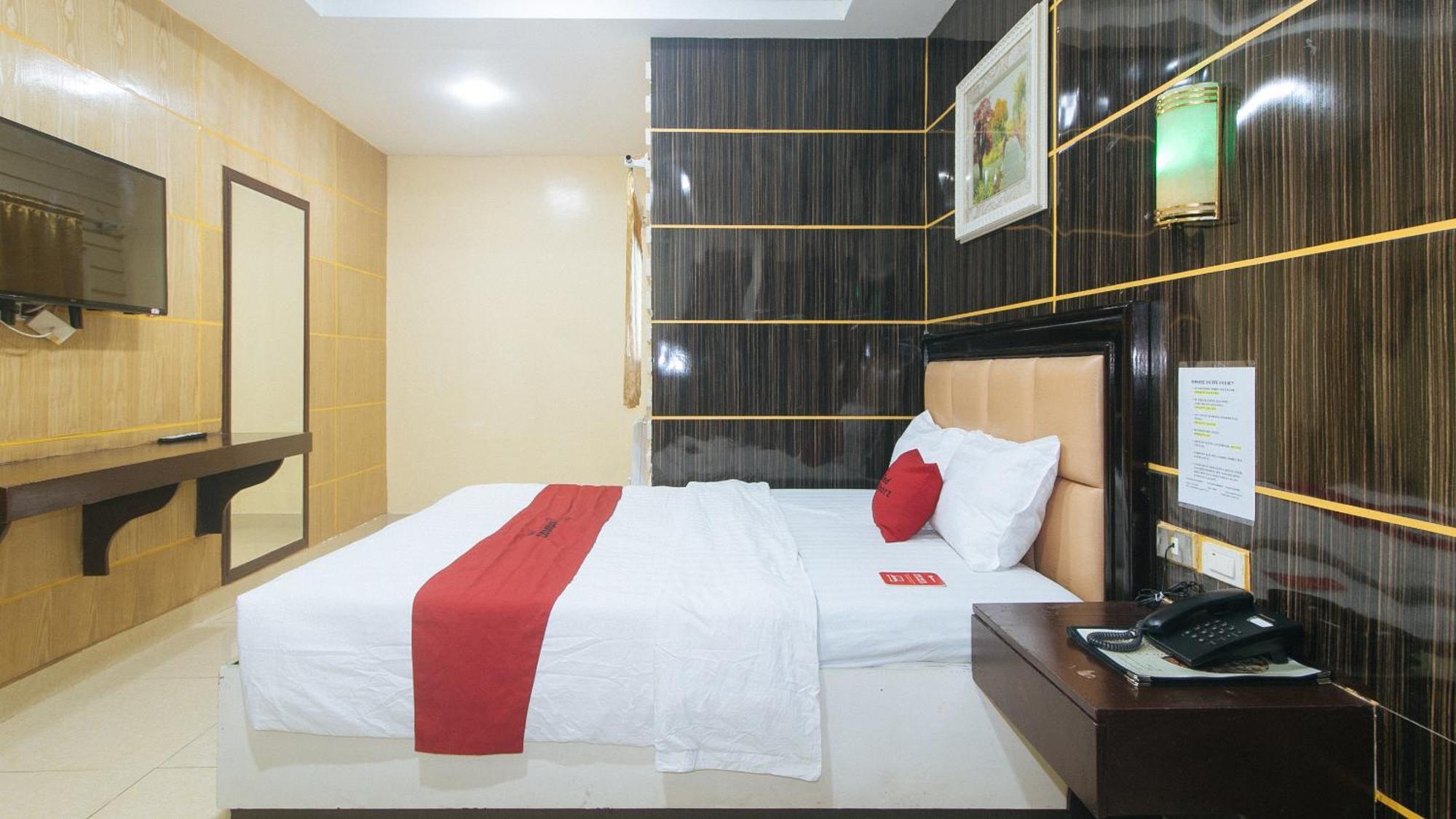 Reddoorz At Winter Hotel Araneta Cidade Quezon Exterior foto