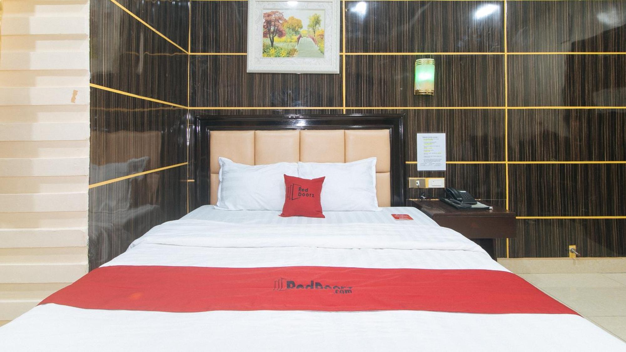 Reddoorz At Winter Hotel Araneta Cidade Quezon Exterior foto