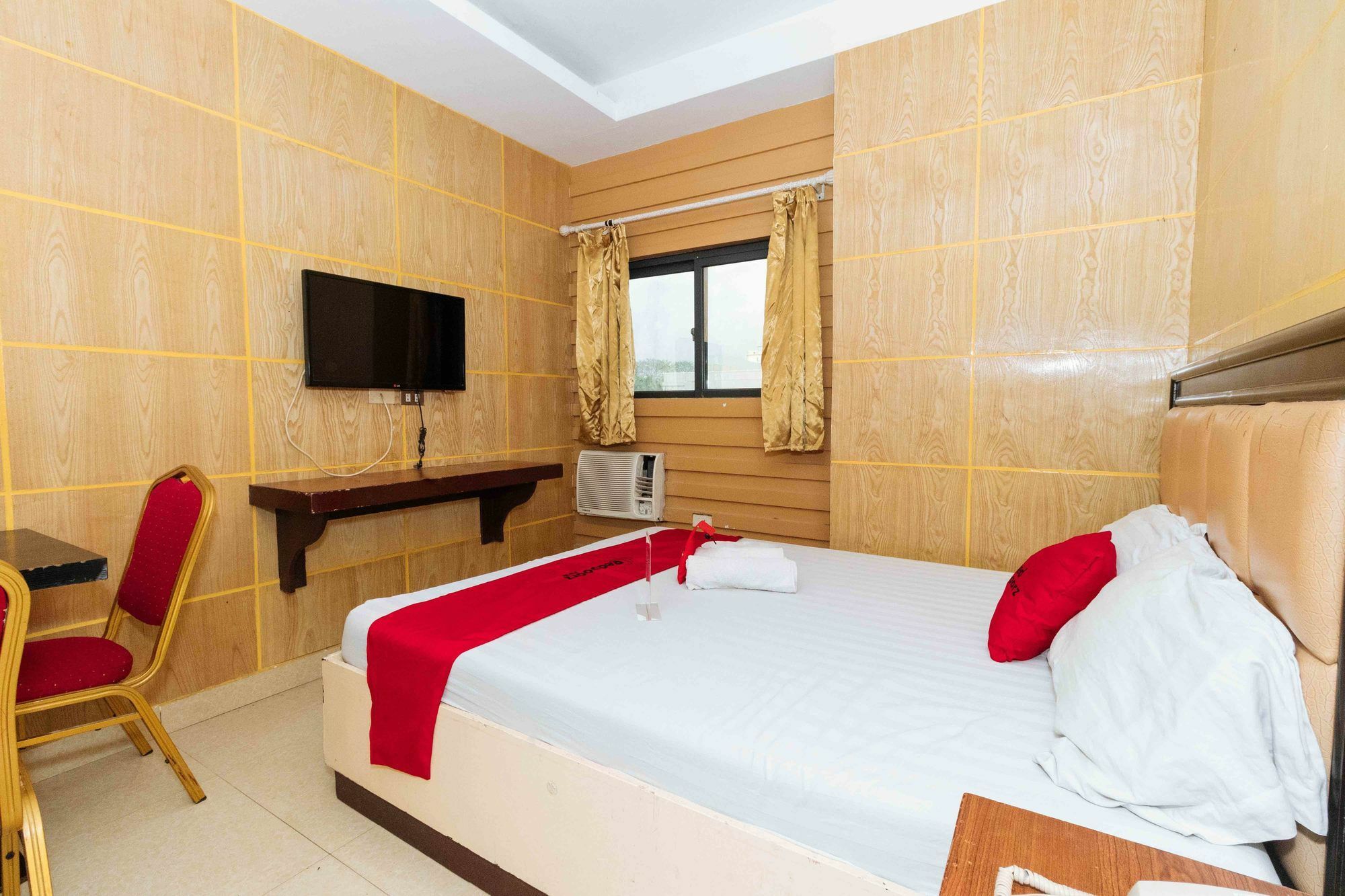 Reddoorz At Winter Hotel Araneta Cidade Quezon Exterior foto